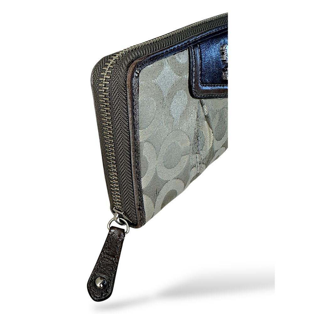 Coach Signature C Zip Around Accordion Wallet Gray Pewter Silver Horse& Carriage - Picture 8 of 10